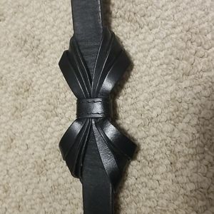 FOSSIL Leather Bow Belt Black Button Close Elastic